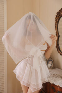 Luxe Solitaire | 高級ランジェリー・2点セット　フレンチブライダル・テディ ボディスーツ (ヴェール付き)・ホワイト | 【即日発送・サイズ交換NG・送料無料】下着・ランジェリー<LS0005>